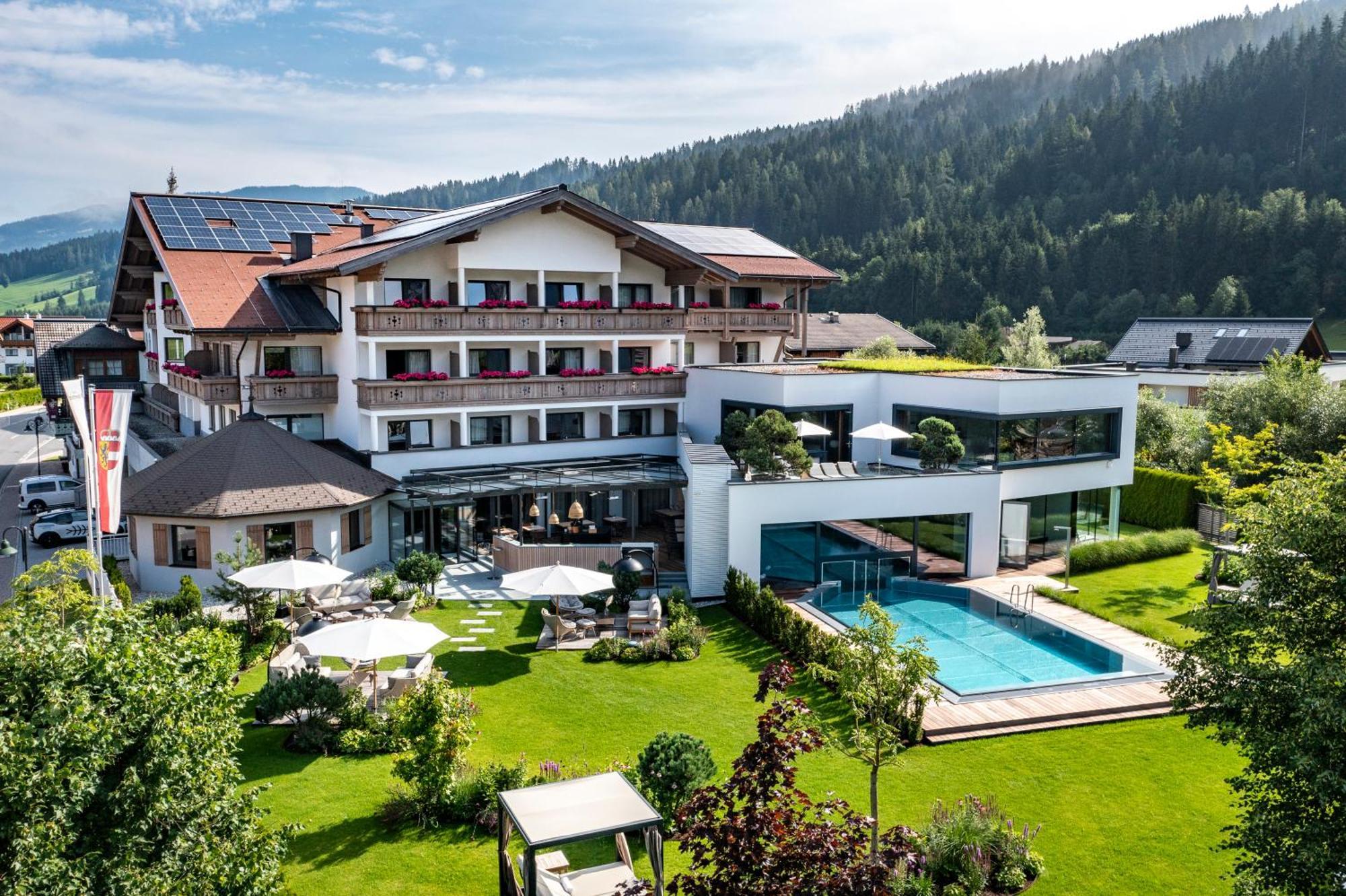 Superior Hotel Alpenhof Flachau Exterior foto